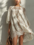 Vestido mini blanco de chifón con encaje