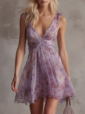 Vestido mini morado de chifón con estilo floral retro