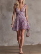 Vestido mini morado de chifón con estilo floral retro