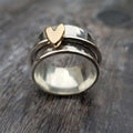 Anillo Vintage de Corazón en Plata y Oro