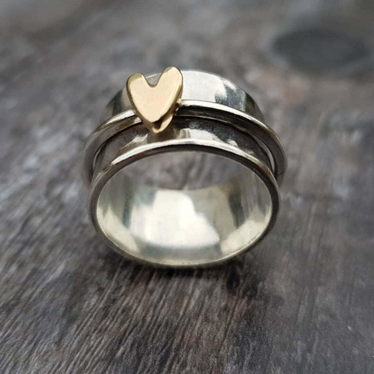 Anillo Vintage de Corazón en Plata y Oro