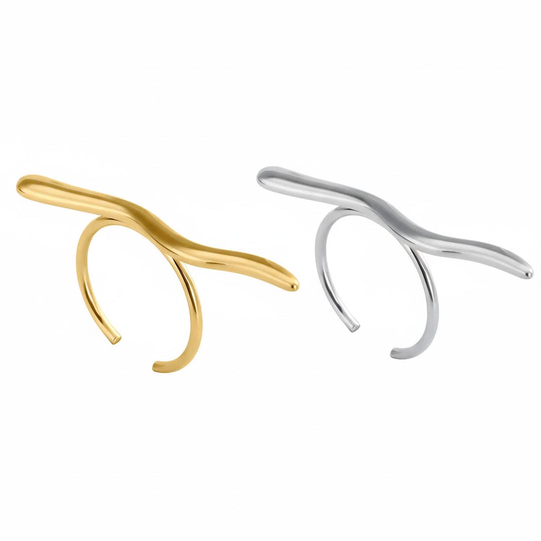 Anillo Minimalista de Ramita en Oro