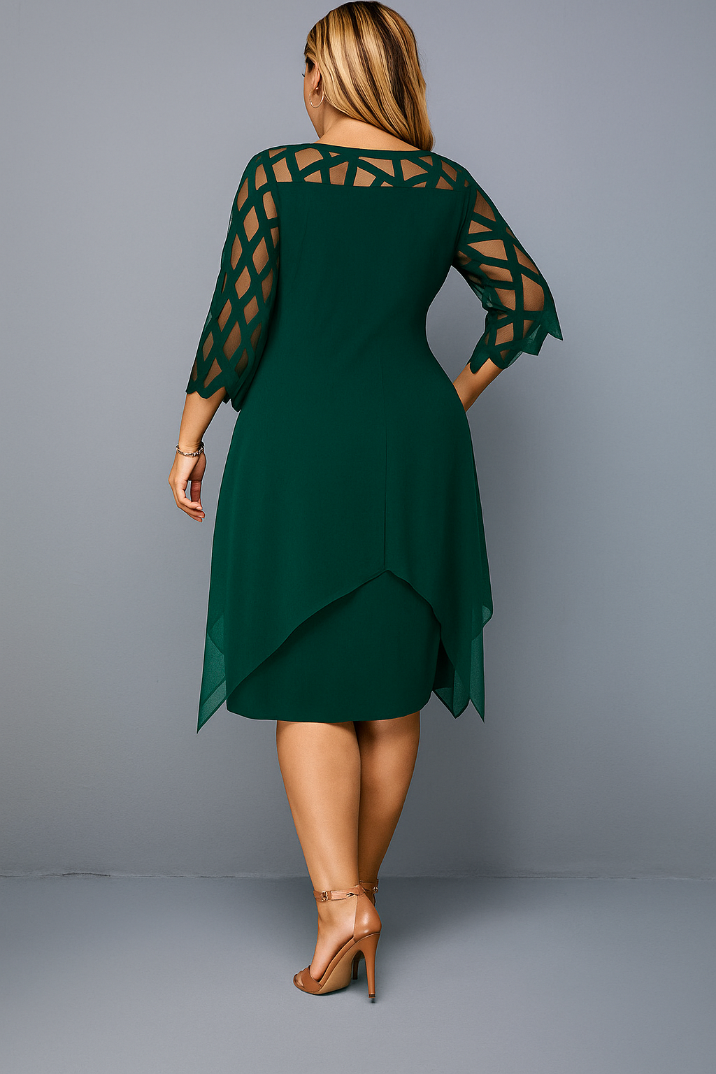 Evelyn™ | Vestido Elegante con Mangas de Encaje y Efecto Disimulador de Tripa