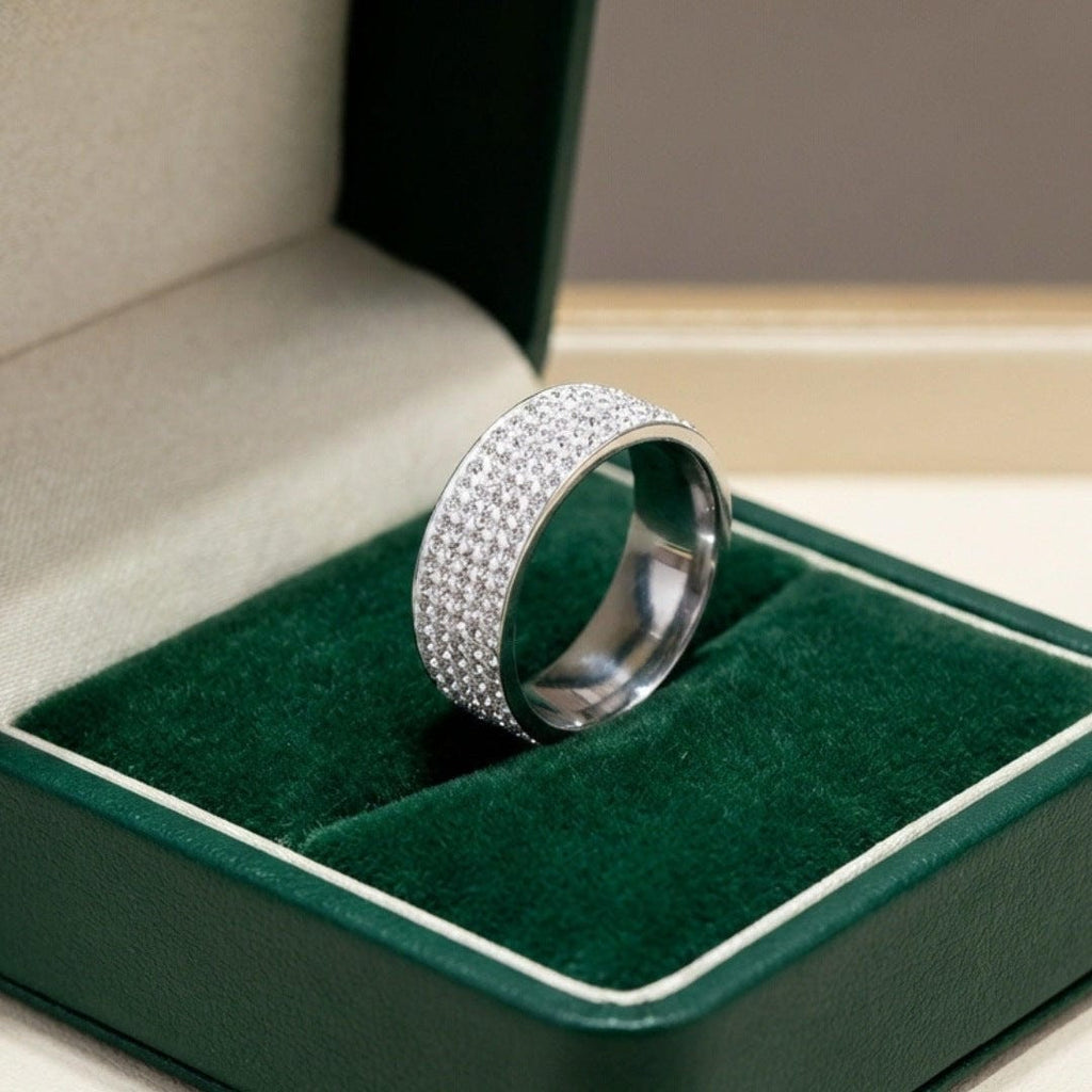 Anillo Pavelli de aro con cristales