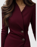 Elegante vestido midi cruzado de invitada de boda con botones y manga larga | Midi