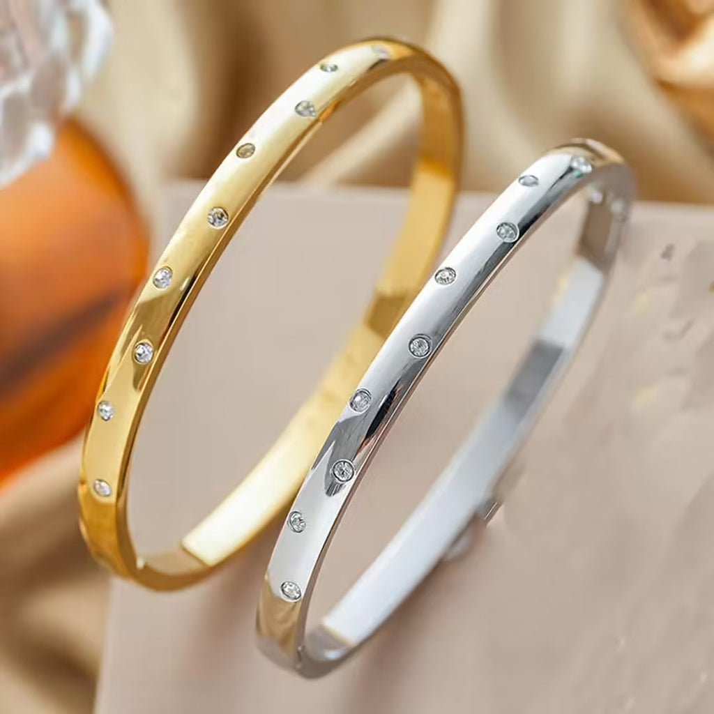 Pulsera Dorada de Circonita Intemporal