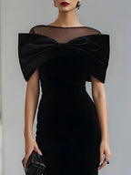 Regina | Vestido Midi Negro con Lazo Statement