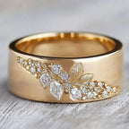 Anillo de Hoja Exquisito con Circonita Incrustada en Oro