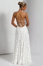 Vestido largo de invitada de boda con tirantes finos para mujer