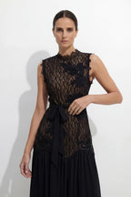 Vestido largo de encaje y gasa de invitada con cuello alto para mujer