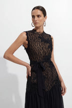 Vestido largo de encaje y gasa de invitada con cuello alto para mujer