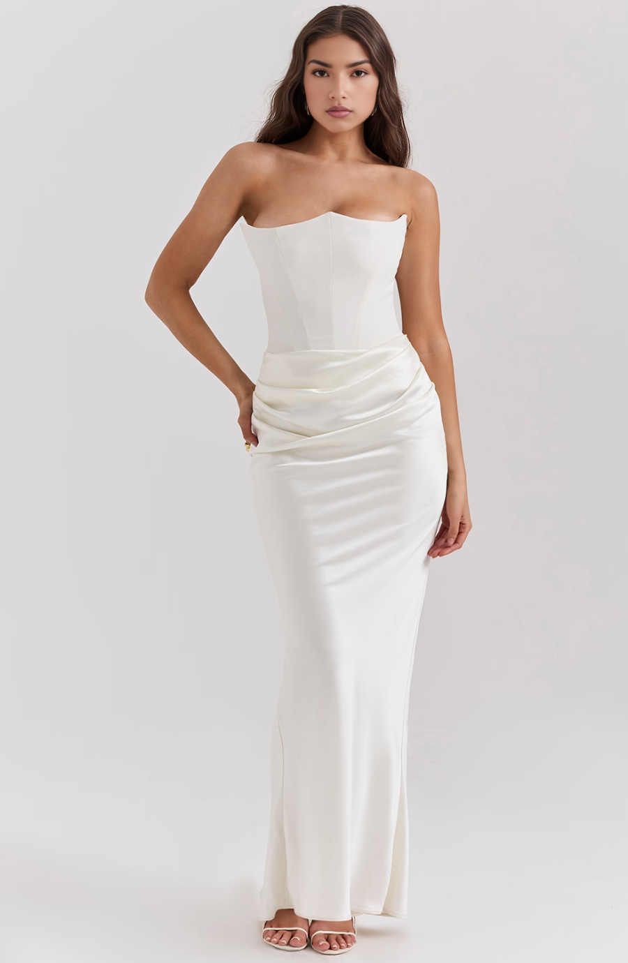 Vestido largo de invitada de boda con corsé para mujer