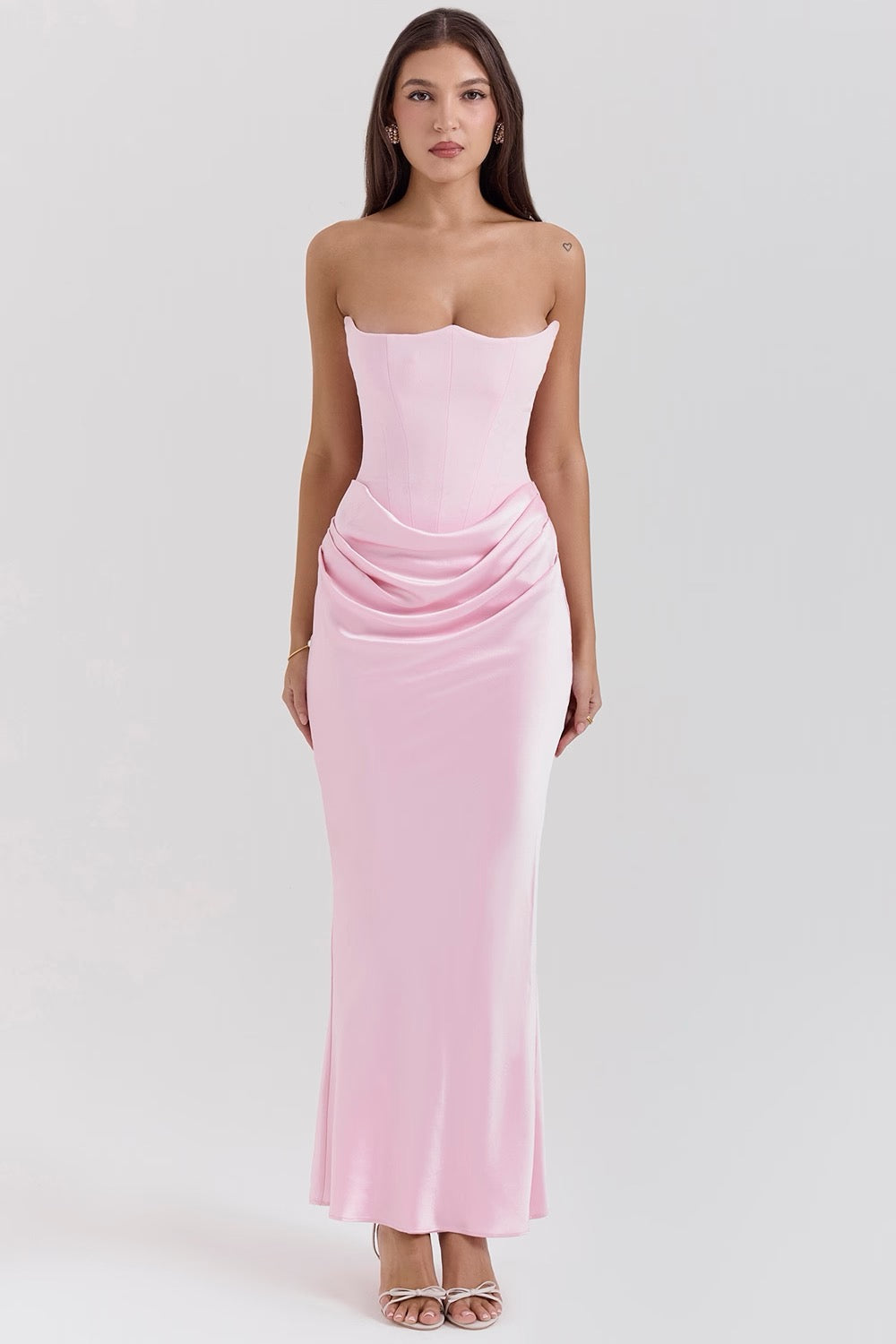 Vestido largo de invitada de boda con corsé para mujer