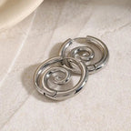 Pendientes Atemporales de Espiral en Oro