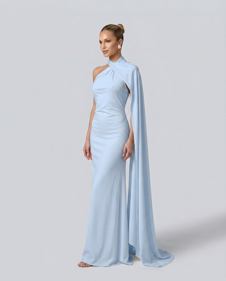 Vestido largo drapeado de invitada con un solo hombro