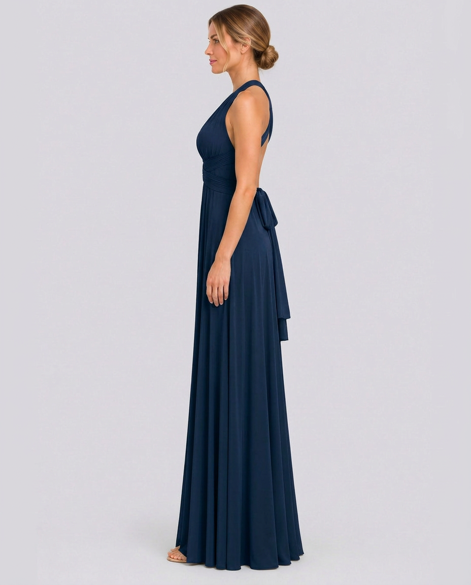 Vestido largo cruzado de invitada de boda con cuello halter