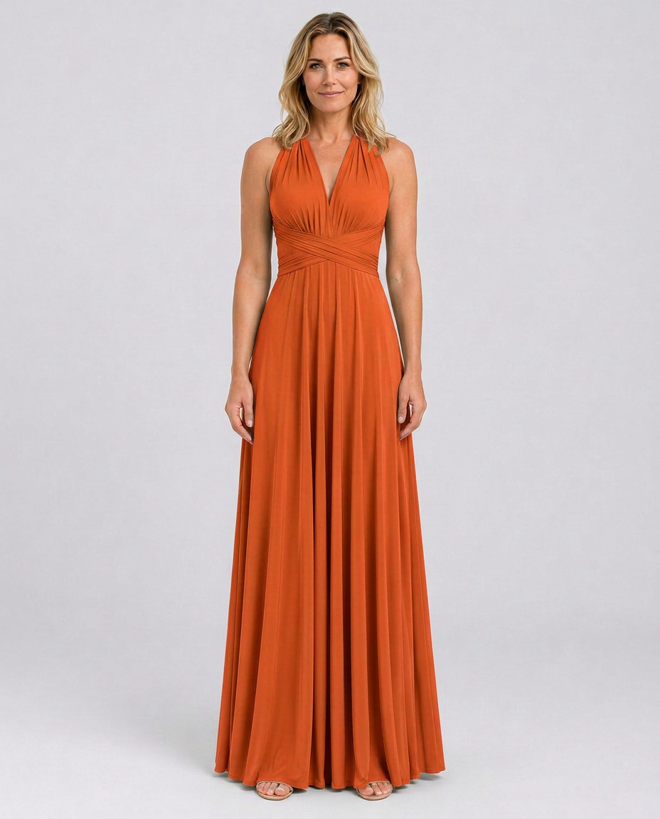 Vestido largo cruzado de invitada de boda con cuello halter