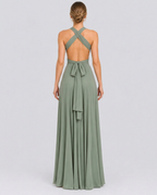 Vestido largo cruzado de invitada de boda con cuello halter