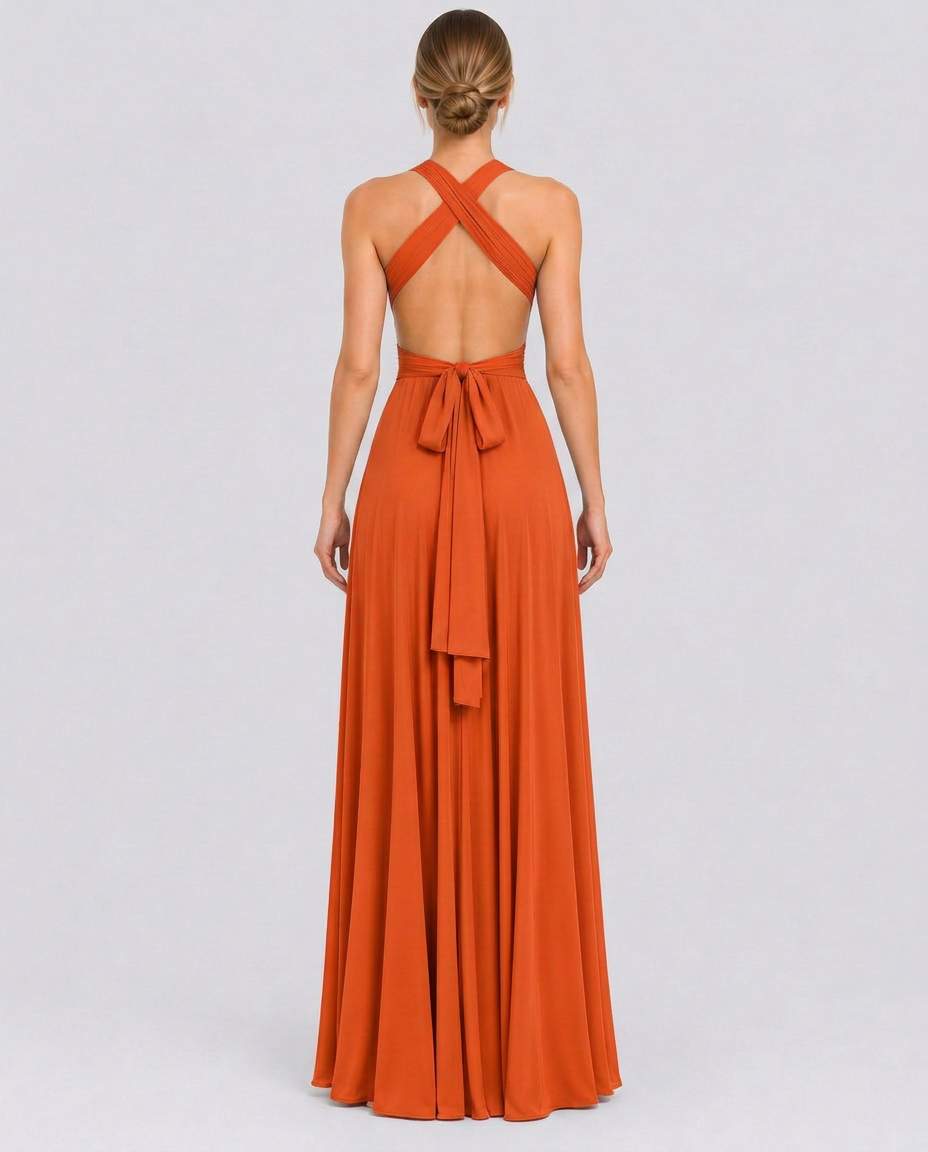 Vestido largo cruzado de invitada de boda con cuello halter