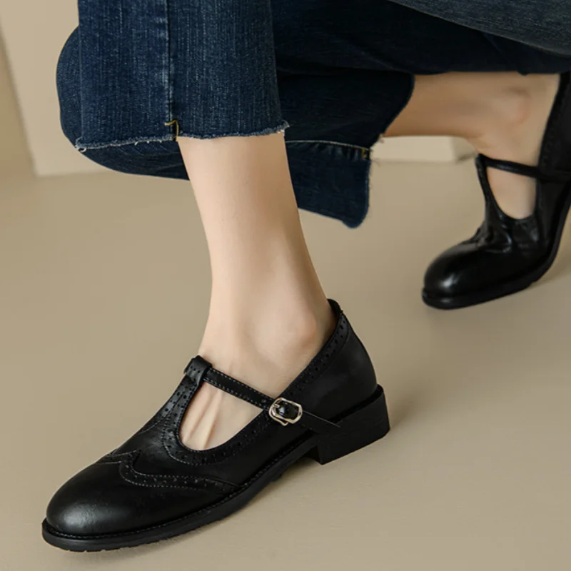 MIANA | MARY JANES T-STRAP PULIDAS