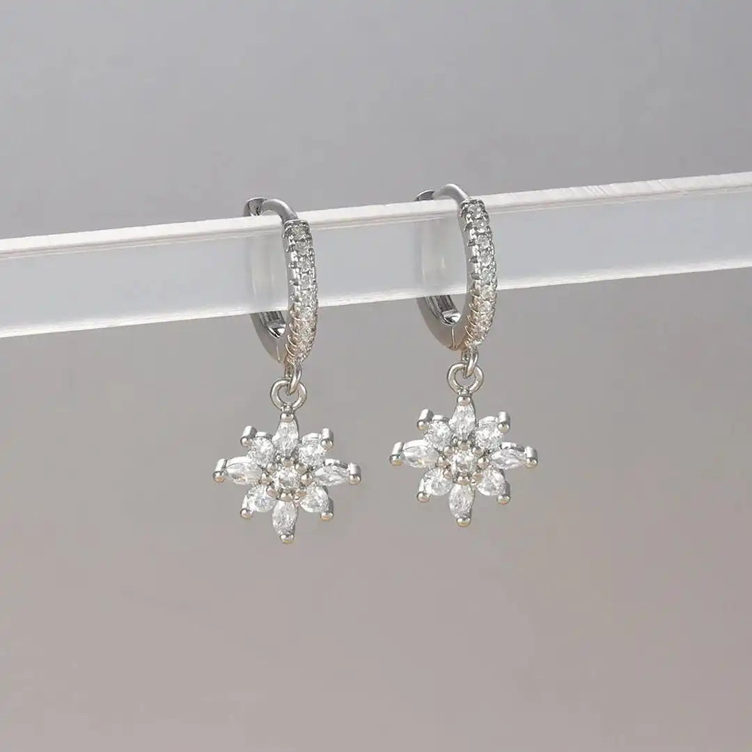 Pendientes Colgantes Clásicos de Cristal con Copo de Nieve