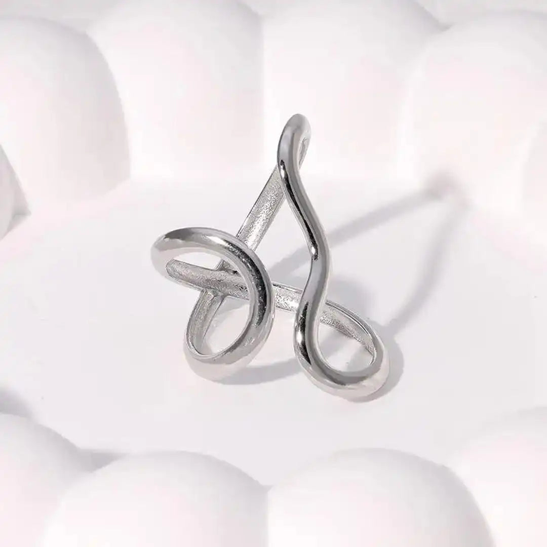 Anillo Ajustable de Encanto Dorado