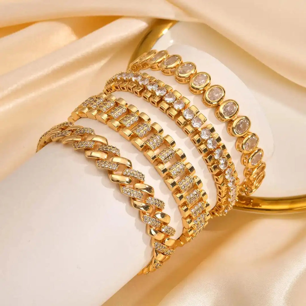 Set de Pulseras Ajustables Gruesas de Circonita en Oro