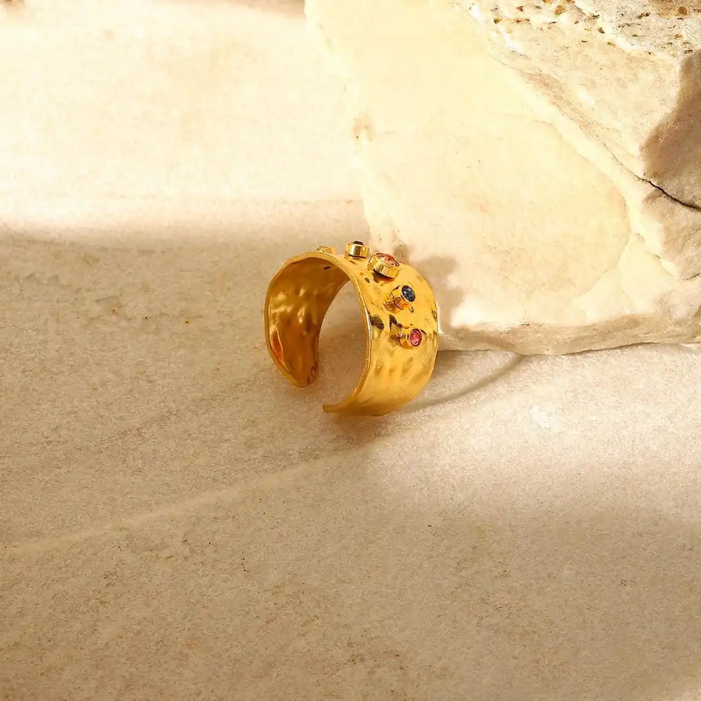 Anillo Vintage de Oro con Circonita Cúbica