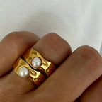 Anillo Vintage de Perla en Oro