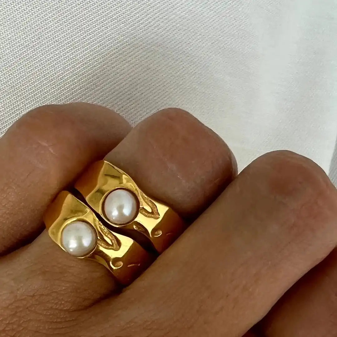Anillo Vintage de Perla en Oro