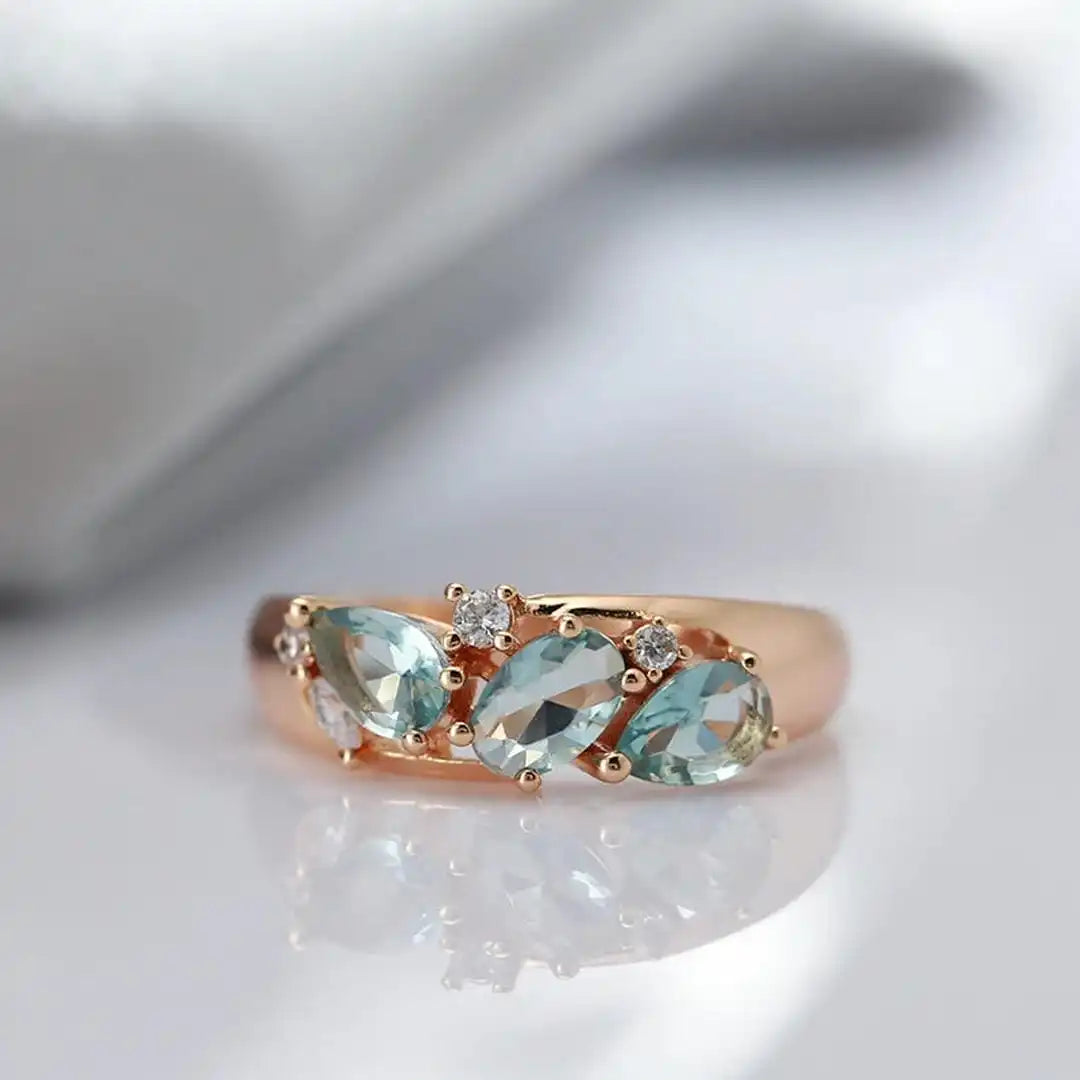 Anillo Vintage de Oro Rosa con Circón Azul