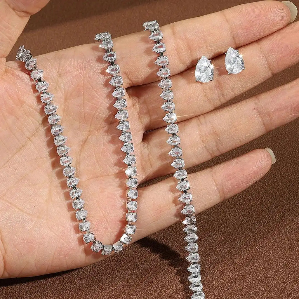 Conjunto nupcial completo de circonita cúbica redonda transparente