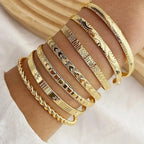 Conjunto de Brazaletes Abiertos Dorados Resort
