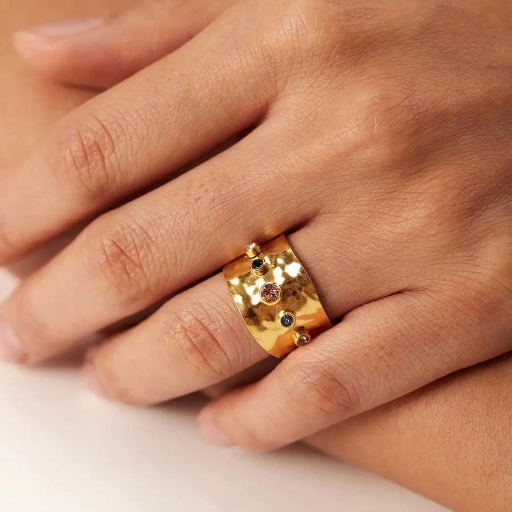Anillo Vintage de Oro con Circonita Cúbica