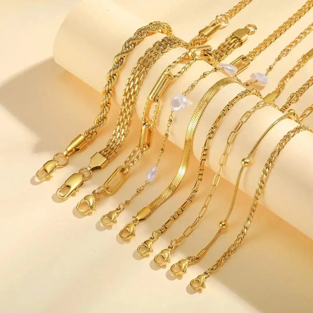 Conjunto de Pulseras Apilables con Perla Dorada