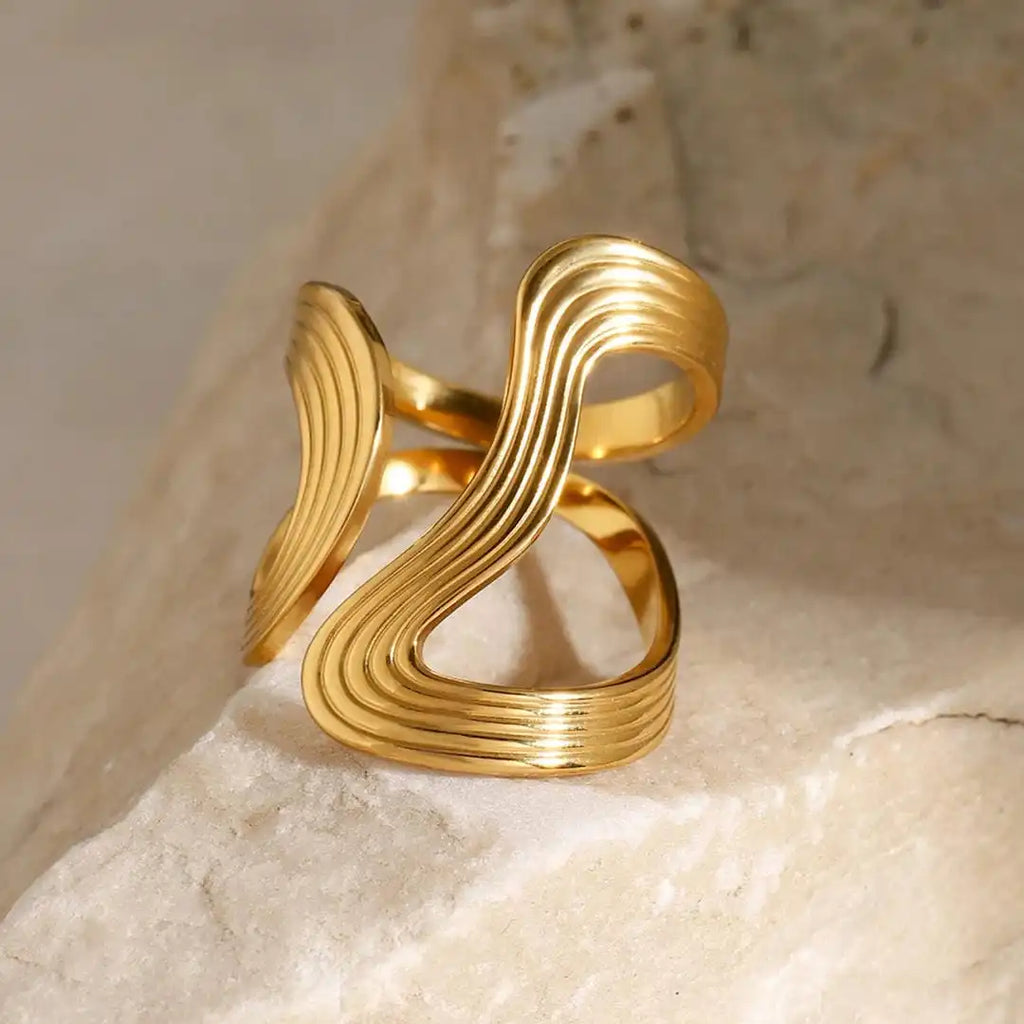 Anillo Exquisito de Cuentas en Oro