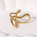 Anillo Ajustable de Encanto Dorado