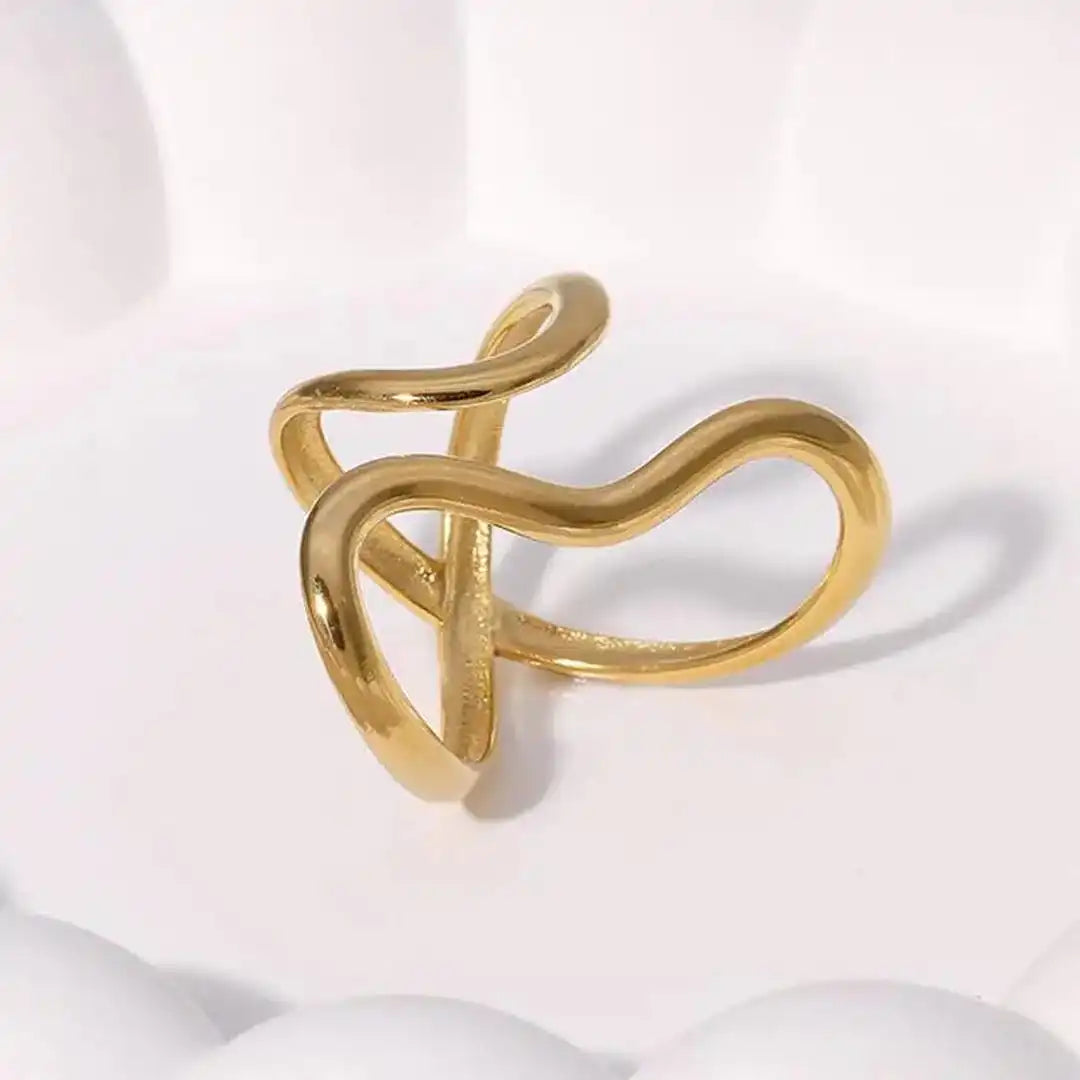 Anillo Ajustable de Encanto Dorado