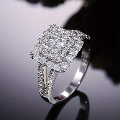 Anillo de Boda con Circonita de Corte Cuadrado