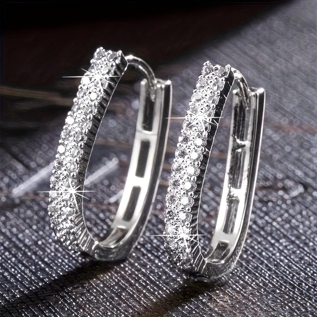 Pendientes Circulares de Circonita Elegantes