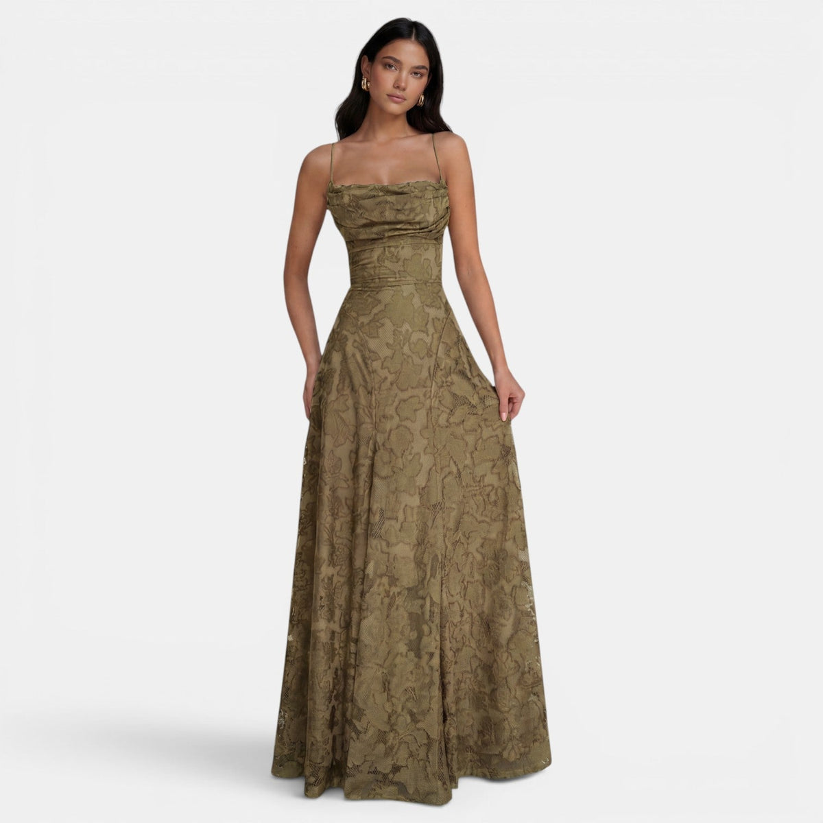 Estiloso vestido ajustado de fiesta y de invitada de boda con espalda descubierta y lazos | Midi