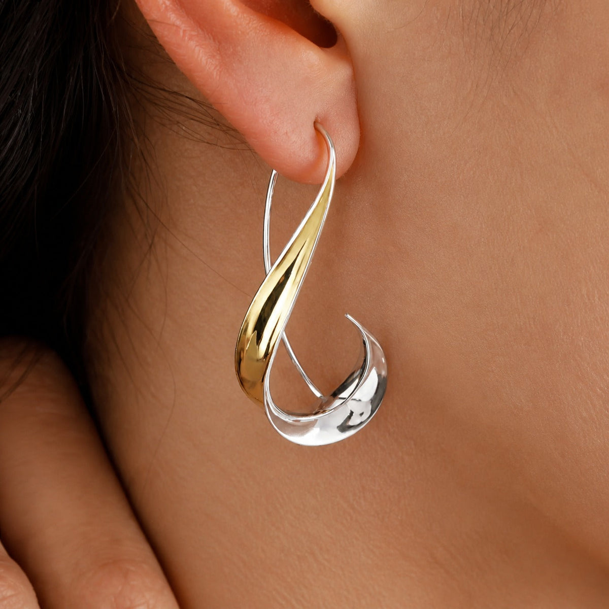 Pendientes de Oro Refinados y Atemporales