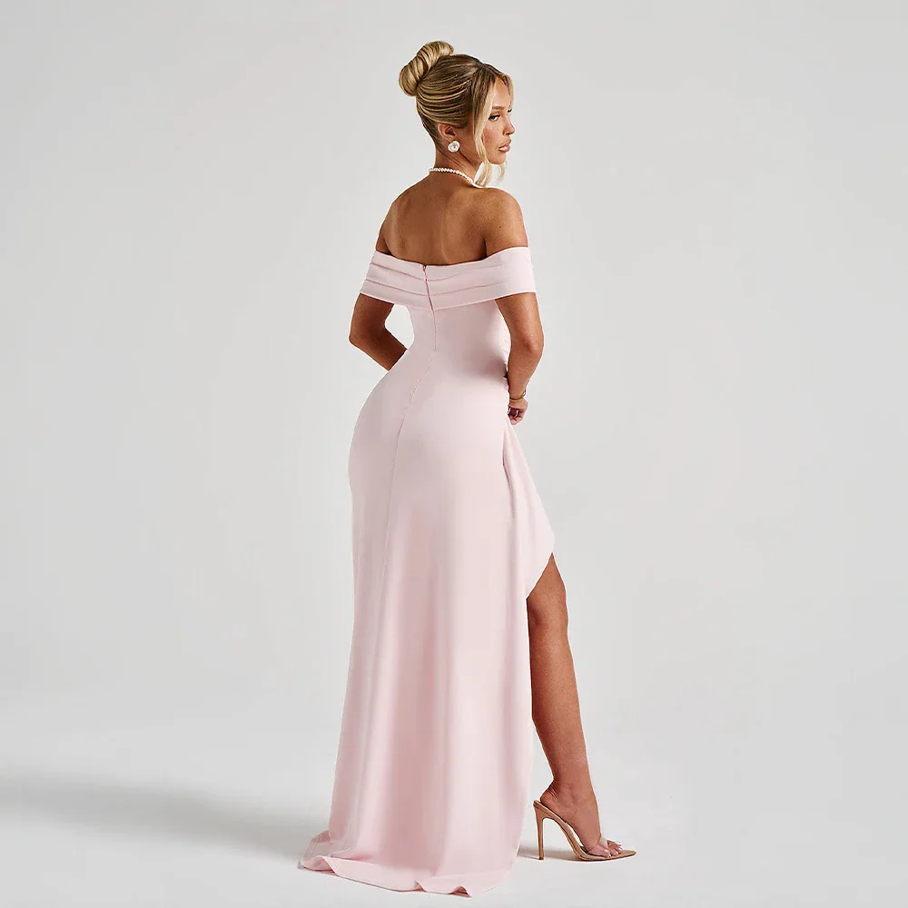 Elegante vestido largo de invitada de boda y de fiesta con hombros descubiertos y abertura | Maxi