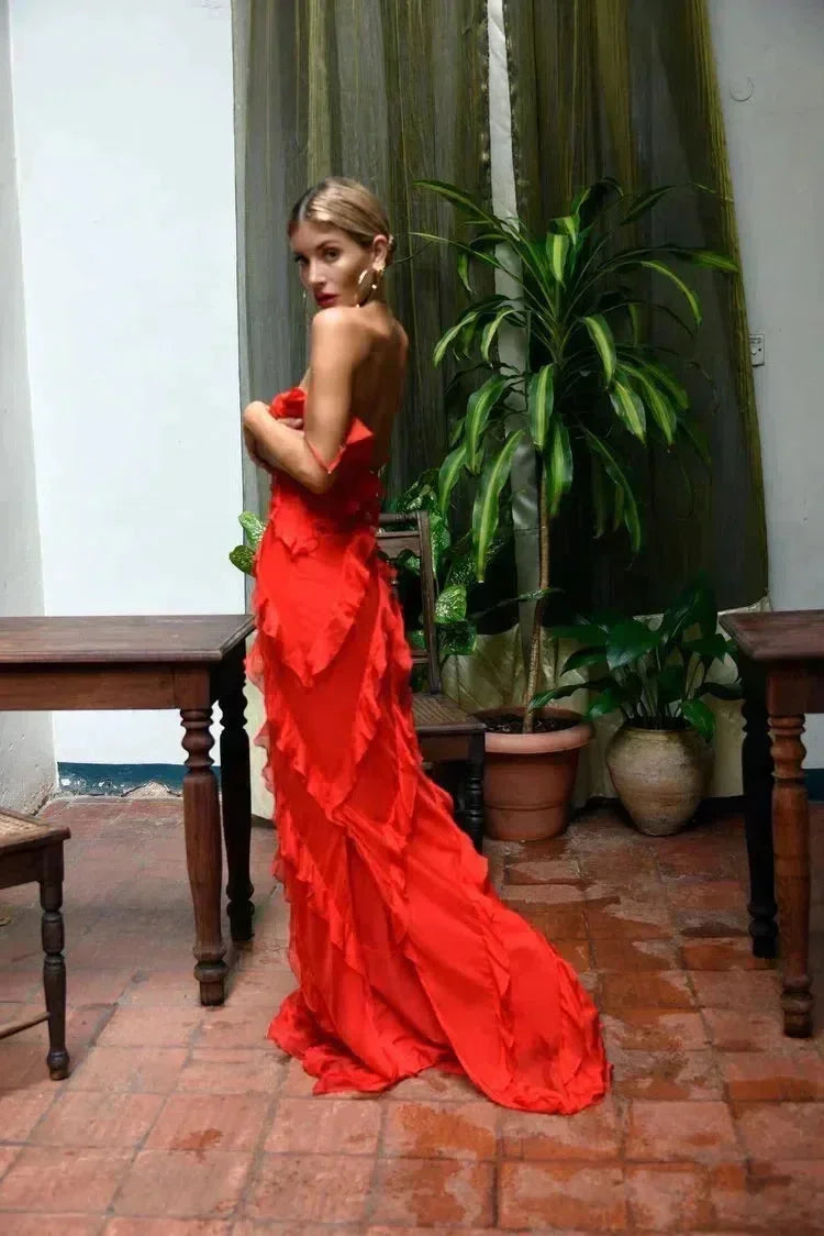 Elegante vestido largo de invitada de boda y de noche con volantes y tirantes ajustables | Maxi