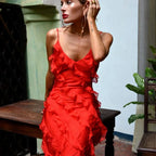 Elegante vestido largo de invitada de boda y de noche con volantes y tirantes ajustables | Maxi