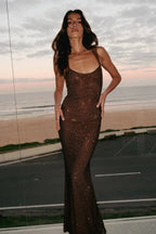Elegante vestido largo de invitada de boda y de noche con lentejuelas y espalda descubierta | Maxi