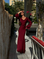 Elegante vestido largo de invitada de boda con manga larga y silueta fluida | Maxi