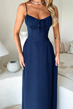 Elegante vestido largo de invitada de boda palabra de honor fruncido con tirantes regulables | Maxi
